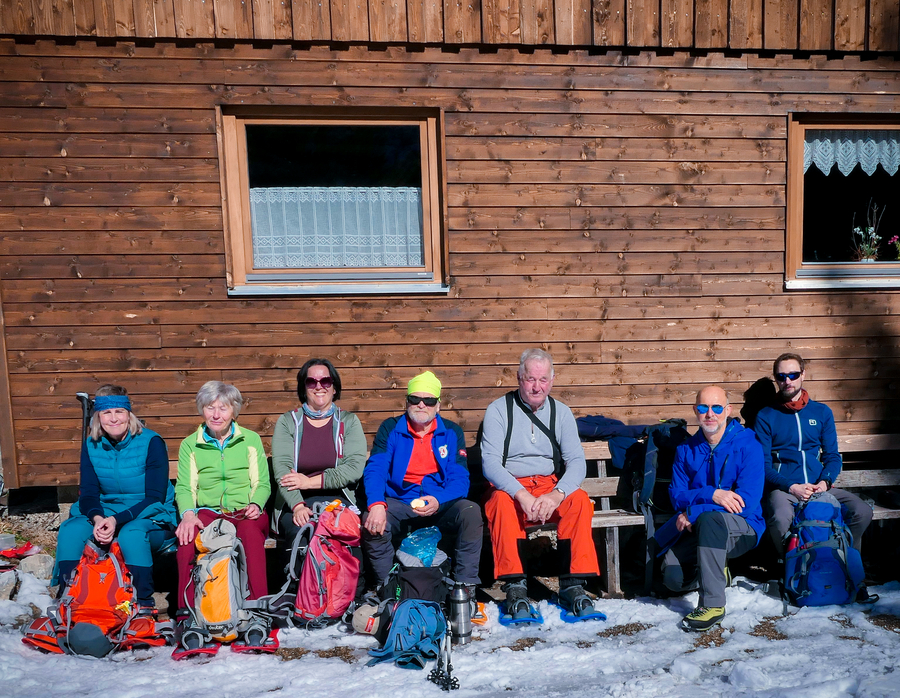 Brotzeitplatz an der Iseler Platz Hütte