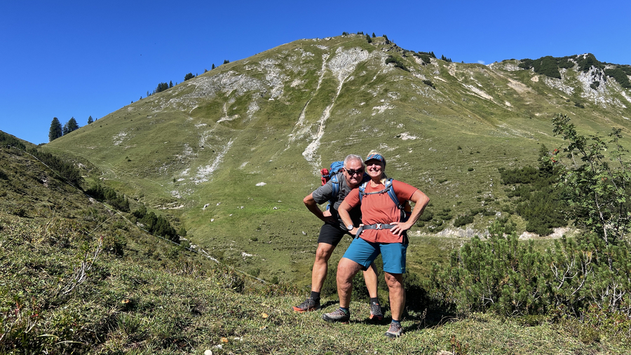 Inge und Rainer vor dem Roßkopf Inge und Rainer vor dem Roßkopf