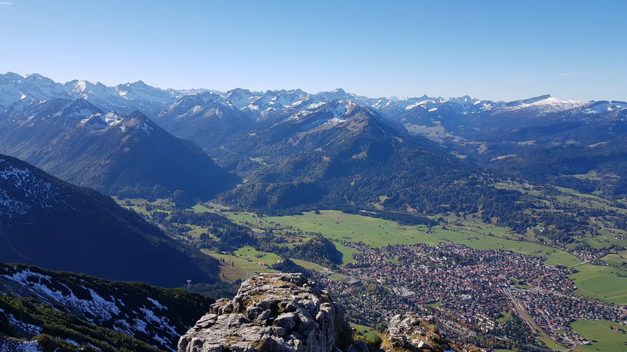 Blick zum Mindelheimer Klettersteig