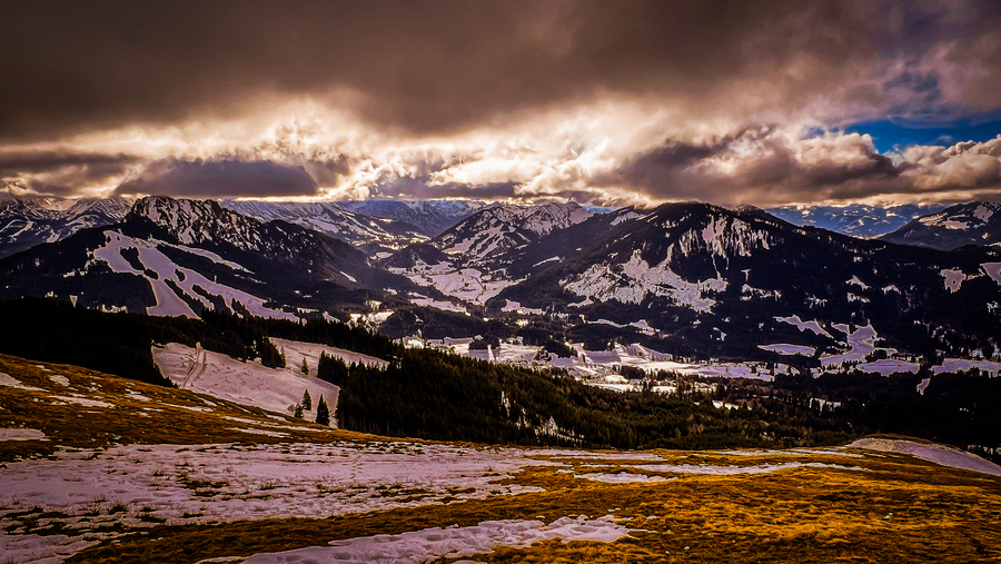 Die Aussicht vom Gipfel der Reuterwanne