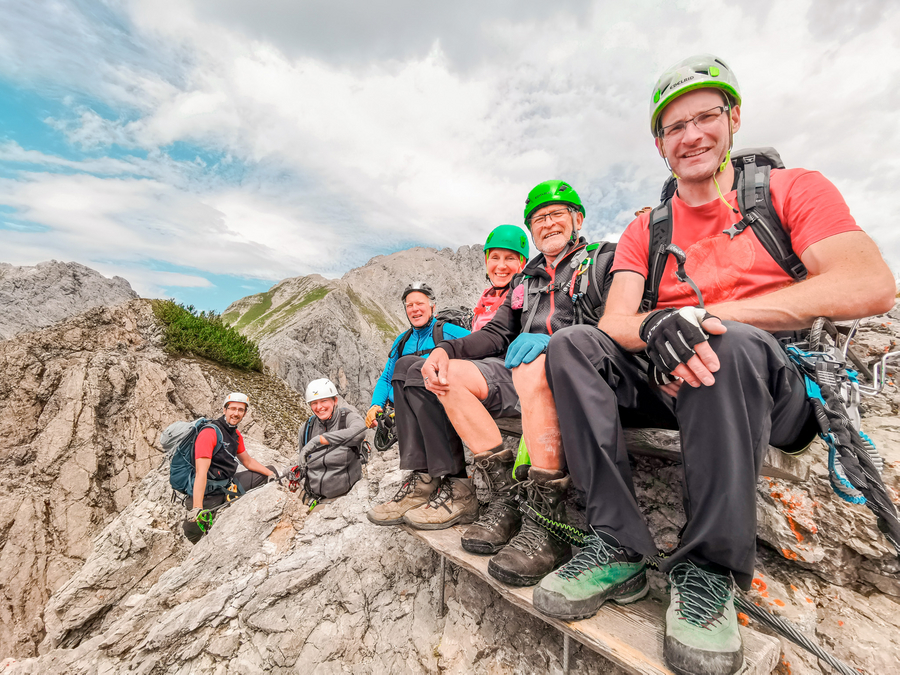 Gemeinsam auf`m Bänkl der Wankspitze